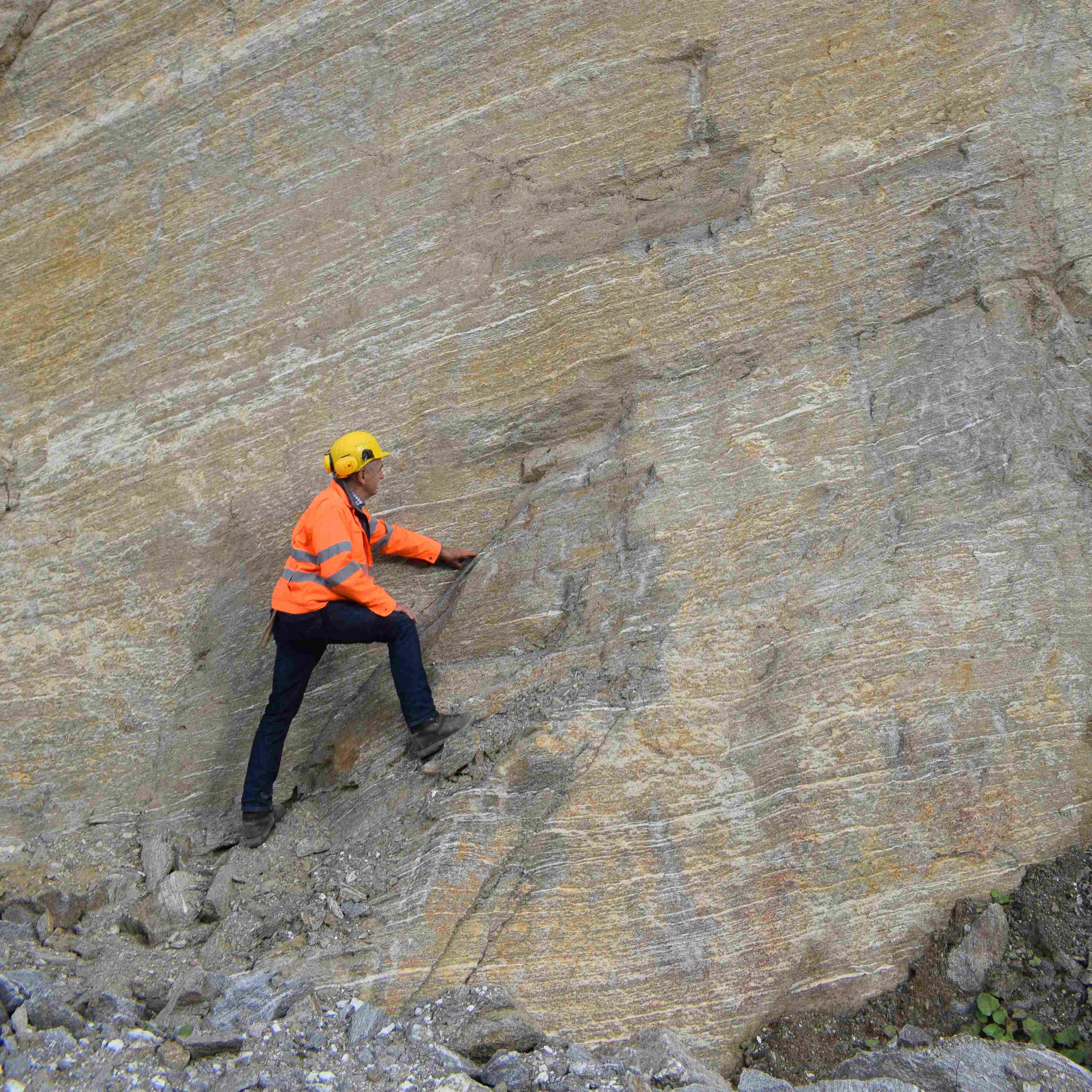 Christian mapping in an open-pit mine