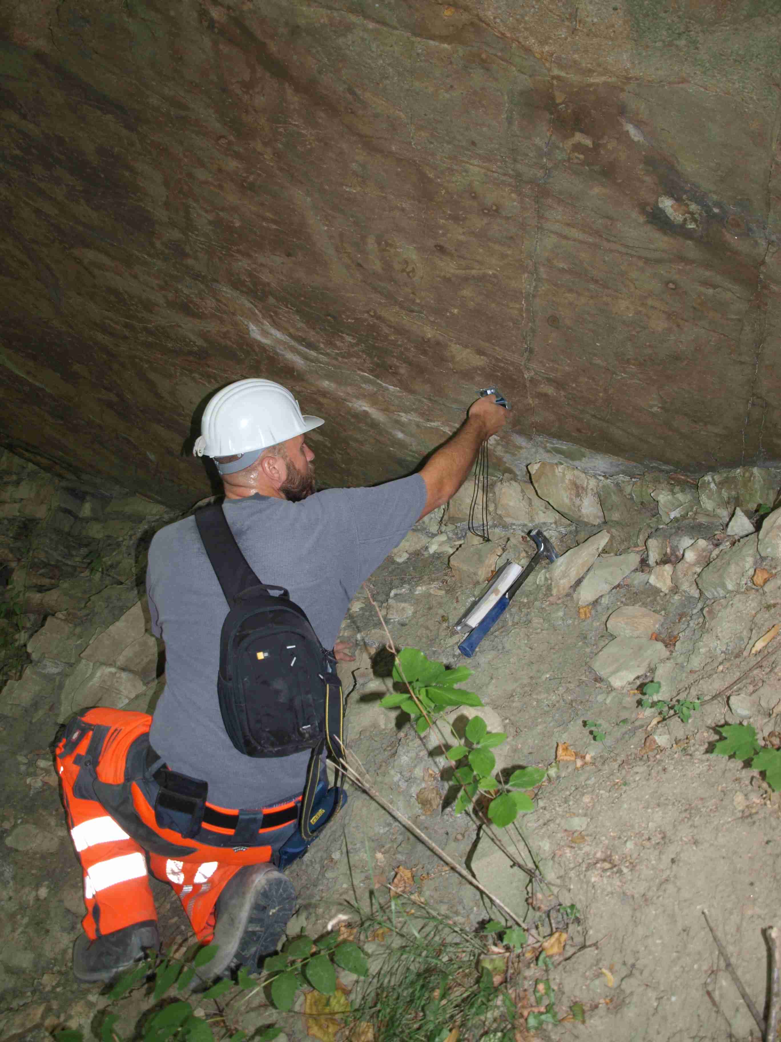 Wolfgang during a structural mapping in an open-pit